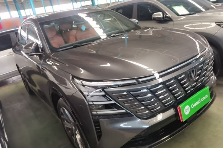 ChangAn CS75 PLUS 2025 — фото 3