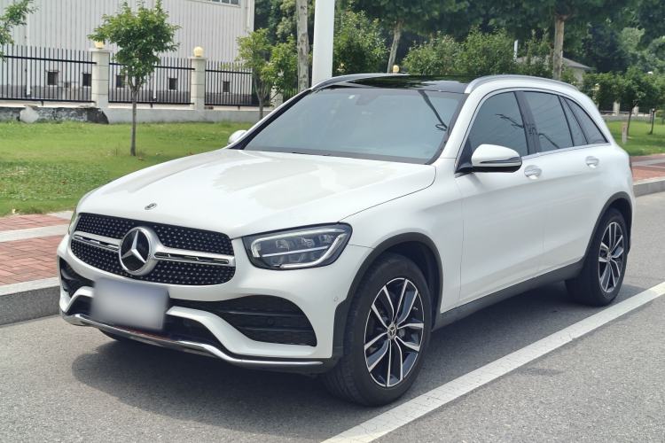 Mercedes-Benz GLC 260 L 2021 — фото 1