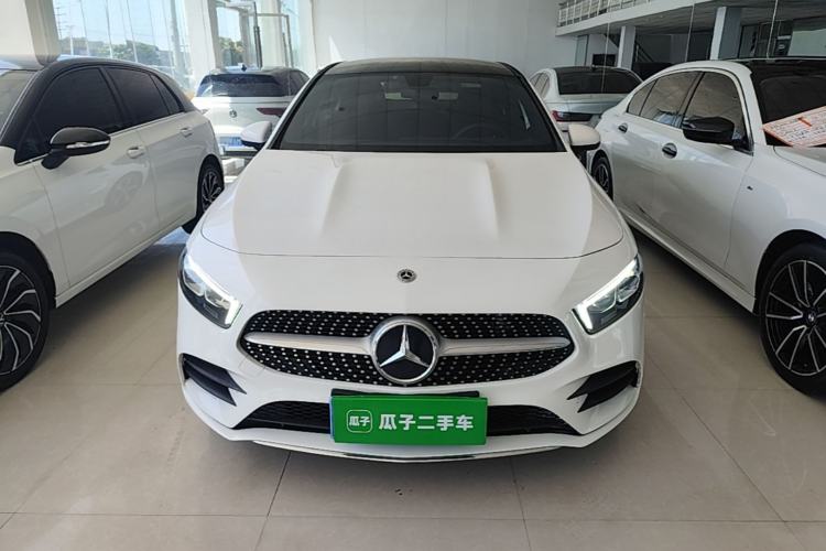 Mercedes-Benz A 200 L 2022 — 2