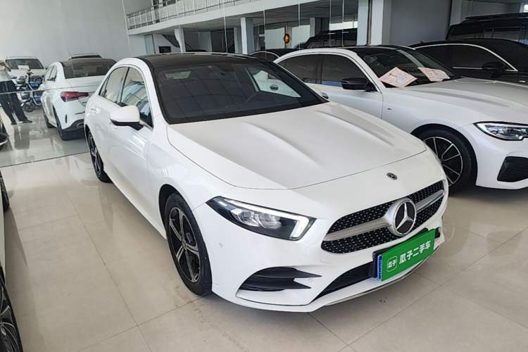Mercedes-Benz A 200 L 2022 — 3