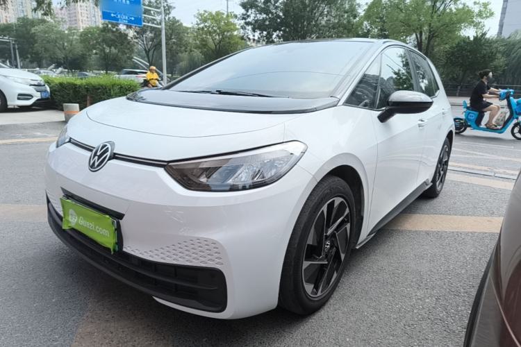 Volkswagen ID.3 2025 — фото 1