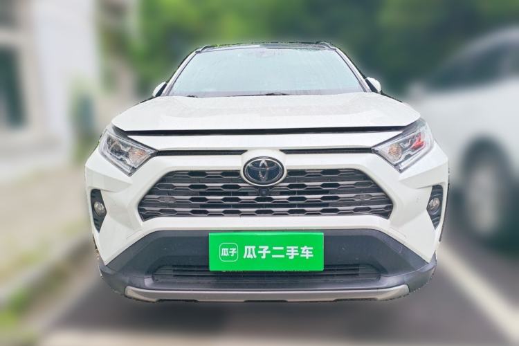 Toyota RAV4 2020 — 2