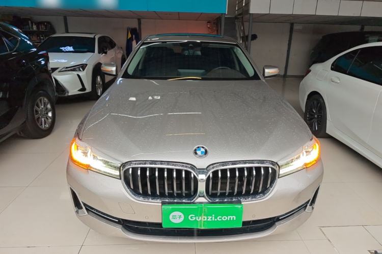 BMW 525Li 2022 — 2