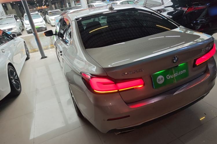 BMW 525Li 2022 — 4