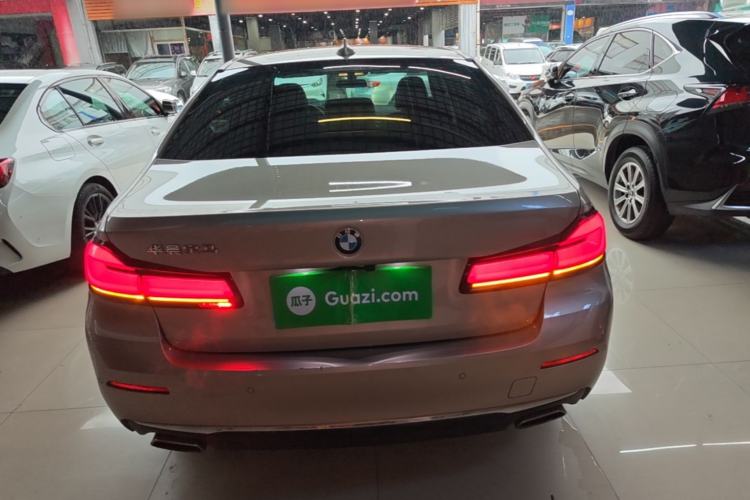 BMW 525Li 2022 — 5