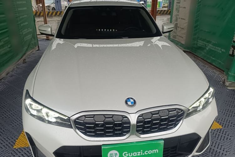 BMW 325Li 2024 — 2