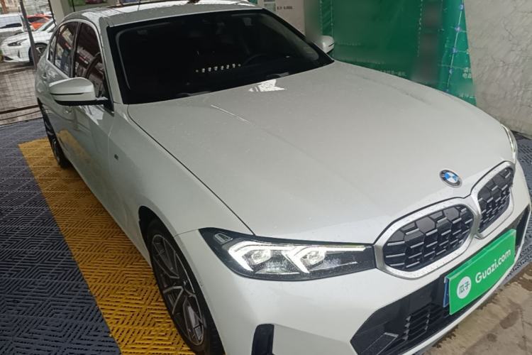 BMW 325Li 2024 — 3