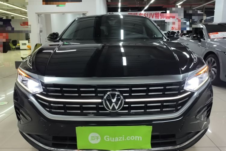 Volkswagen Passat 2022 — 2