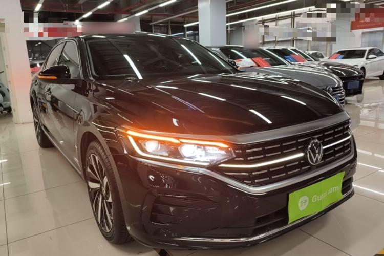 Volkswagen Passat 2022 — 3