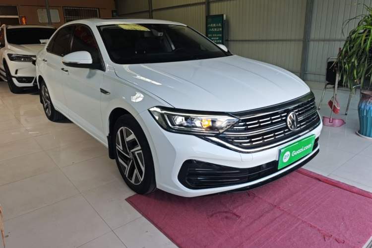 Volkswagen Sagitar 2023 — 3