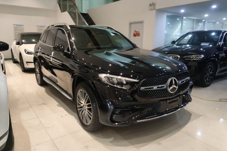 Mercedes-Benz GLC 300 L 2025 — фото 3