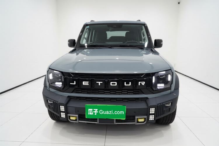 Jetour Traveler 2023 — 2