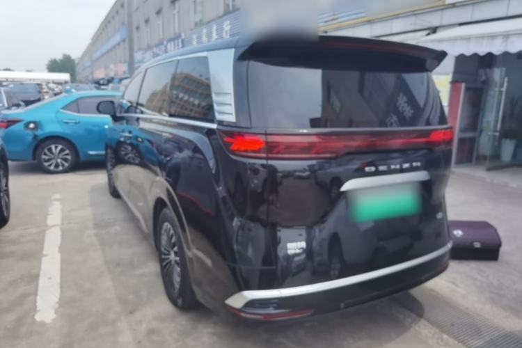 Denza D9 2022 — 4