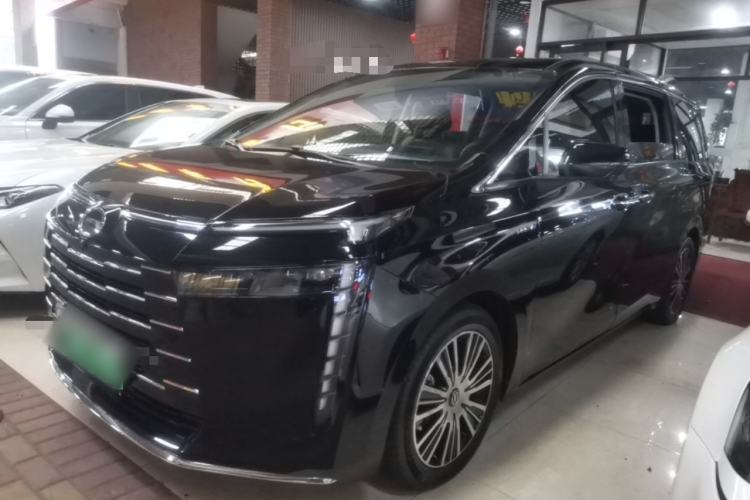 GAC Trumpchi trumpchi e8 new energy 2025 — фото 1