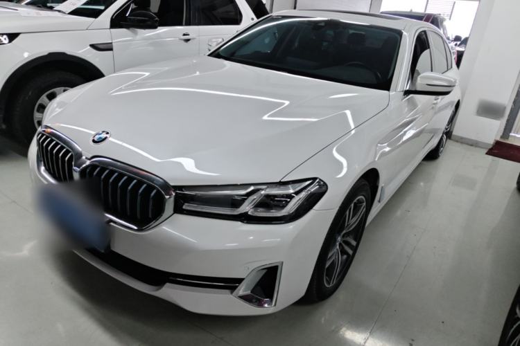 BMW 530Li 2022 — фото 1