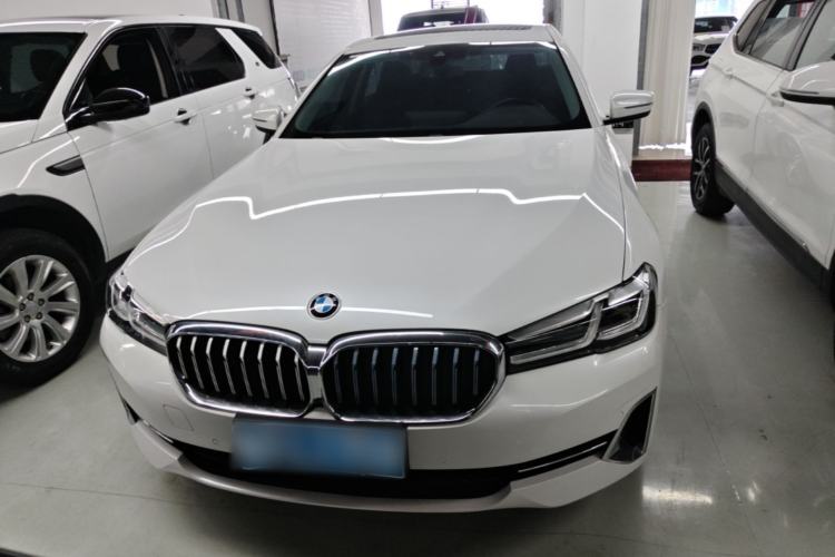 BMW 530Li 2022 — фото 2