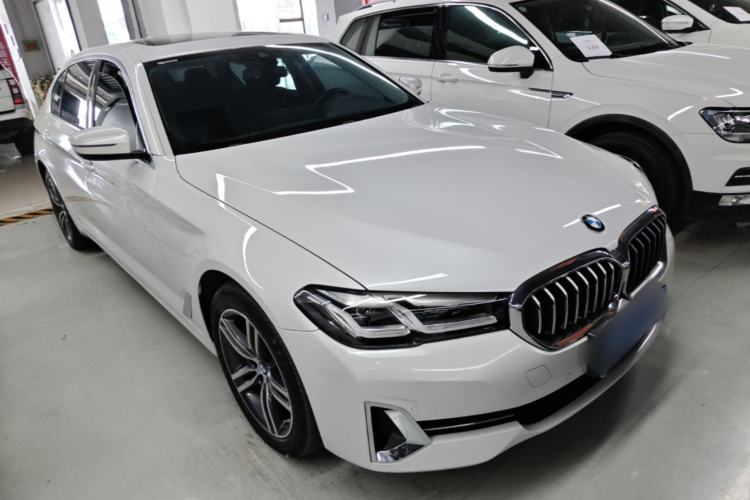 BMW 530Li 2022 — фото 3