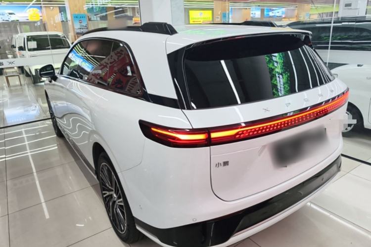 XPeng G9 2024 — 4