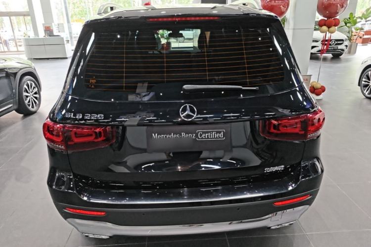 Mercedes-Benz GLB 220 2023 — 5