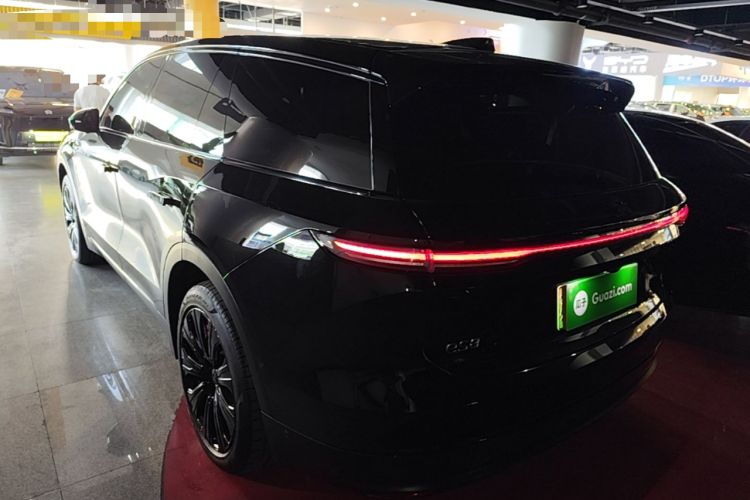 NIO ES8 2023 — 4