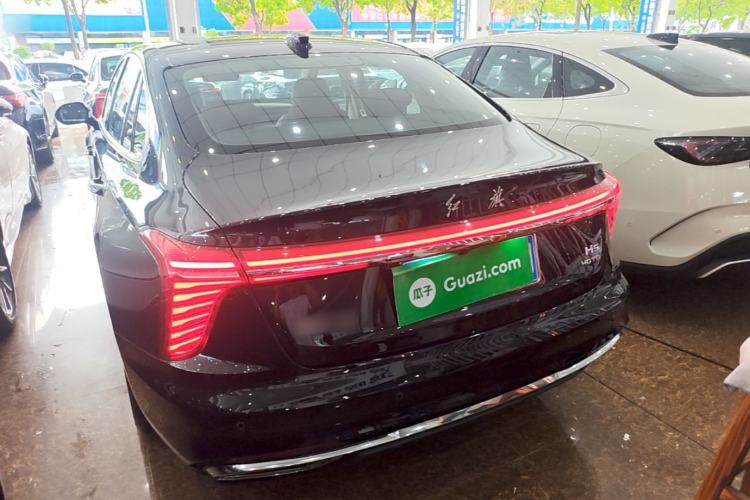 Hongqi H5 2025 — 4