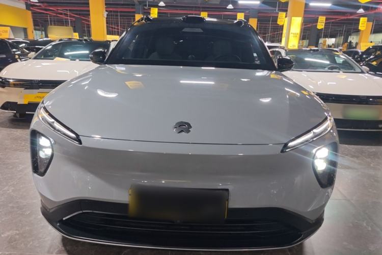 NIO ES6 2024 — 2