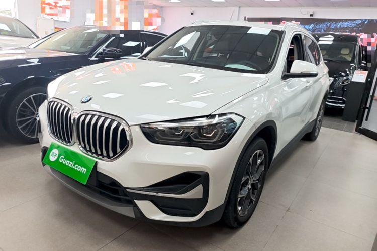 BMW X1 2020 — фото 1