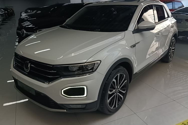 Volkswagen T-Roc 2021 — фото 1