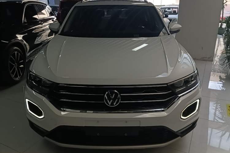 Volkswagen T-Roc 2021 — фото 2