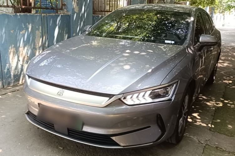 BYD Qin PLUS 2023 — фото 1