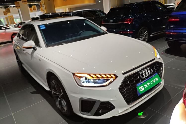 Audi A4 2022 — 3