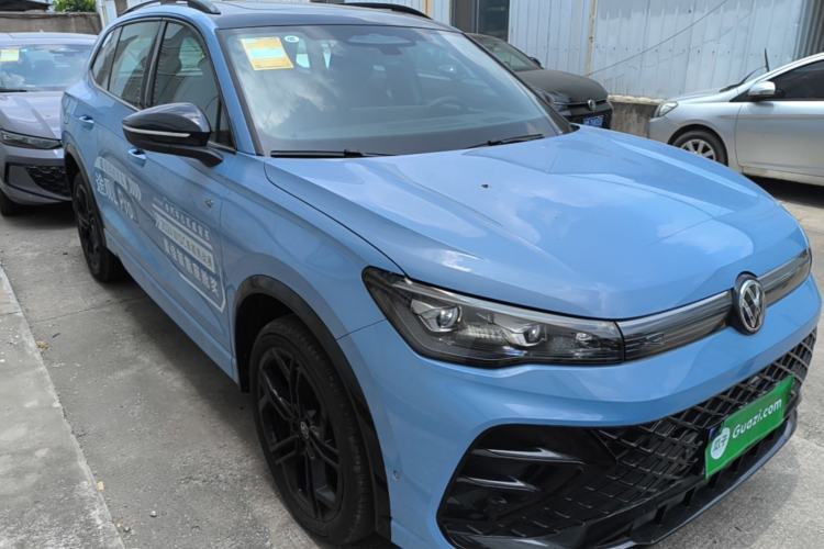 Volkswagen Tiguan L 2026 — 3