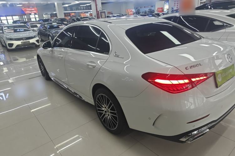 Mercedes-Benz C 200 L 2024 — 4