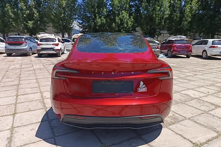 Tesla Model 3 2023 — 5