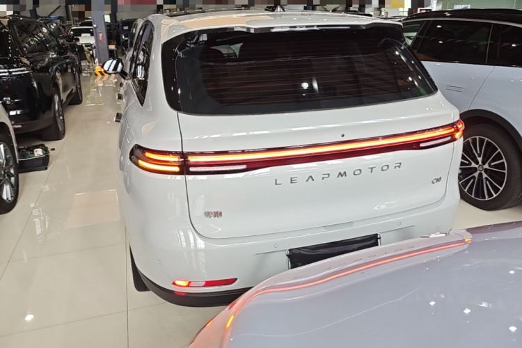 Leapmotor C10 2026 — 5