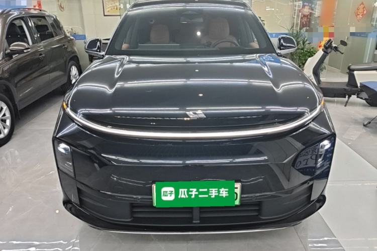 Li Auto L6 2024 — 2