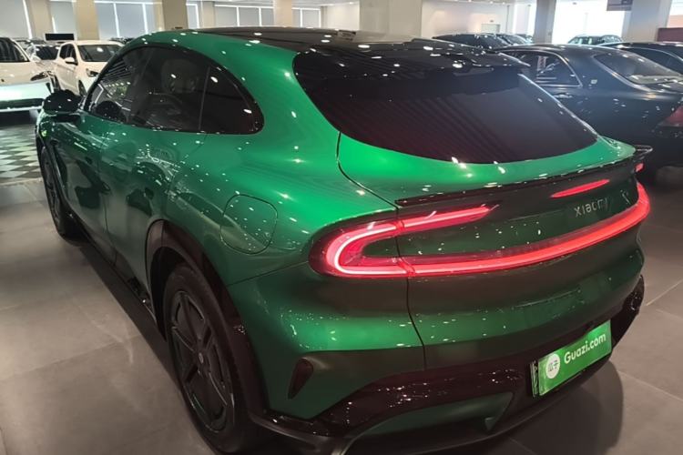 Xiaomi Auto YU7 2025 — фото 4