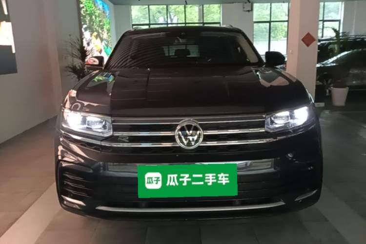 Volkswagen teramont x 2022 — фото 2