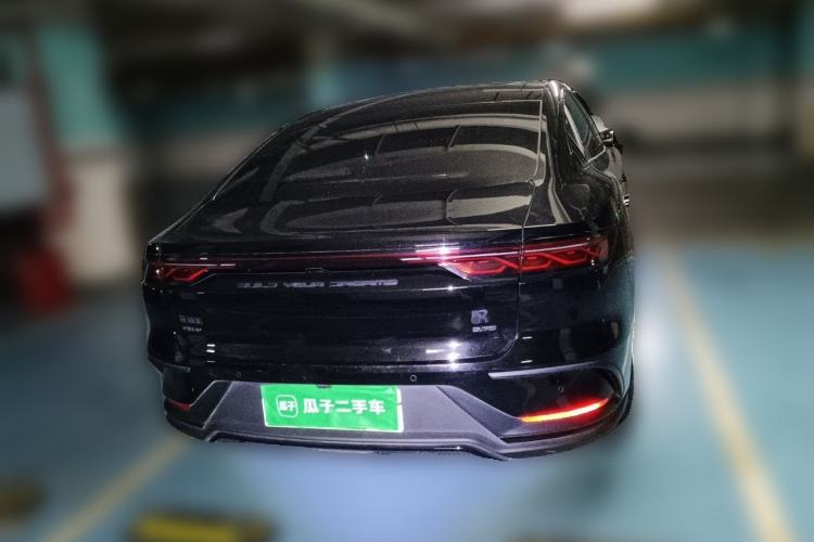 BYD Han 2023 — 3