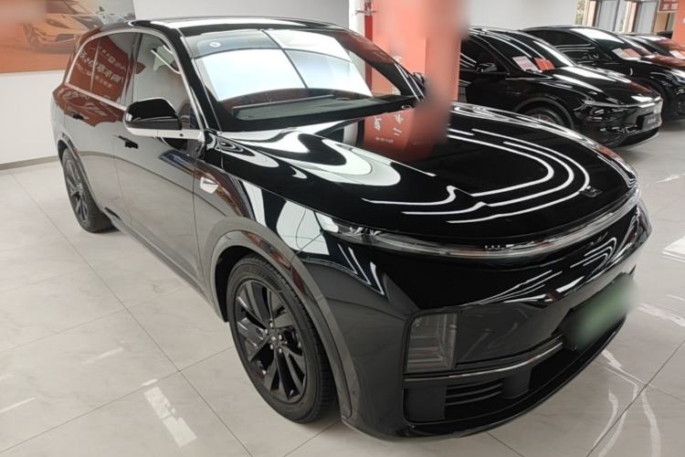 Li Auto L7 2023 — 3