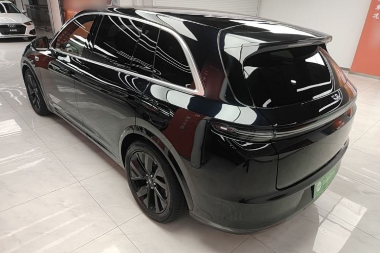 Li Auto L7 2023 — 4