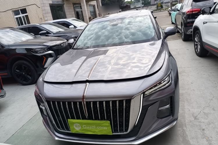 Hongqi H5 2025 — 2
