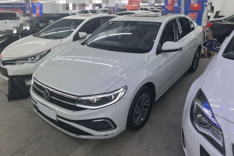 Volkswagen bora 2024 — фото 1