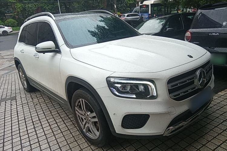 Mercedes-Benz GLB 200 2021 — 3