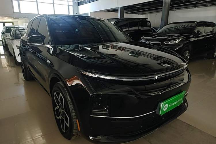 Li Auto L6 2025 — 3