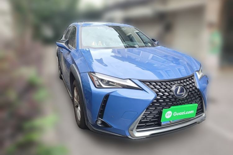 Lexus UX 260h 2020 — фото 3
