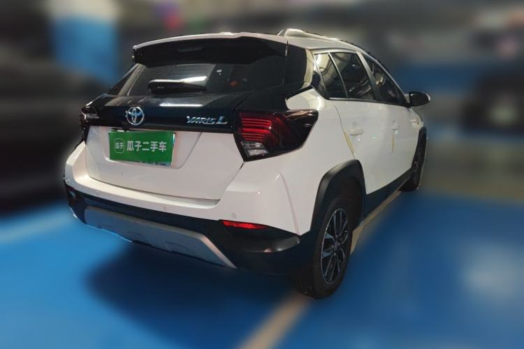 Toyota Yaris L 2020 — фото 4