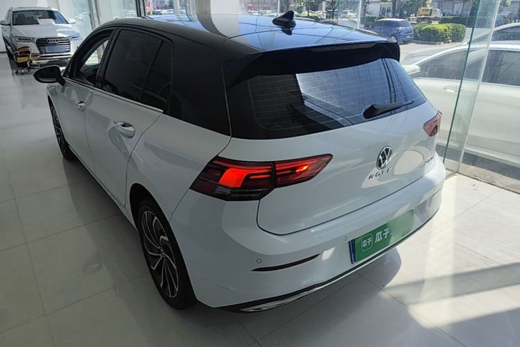 Volkswagen Golf 2021 — 4