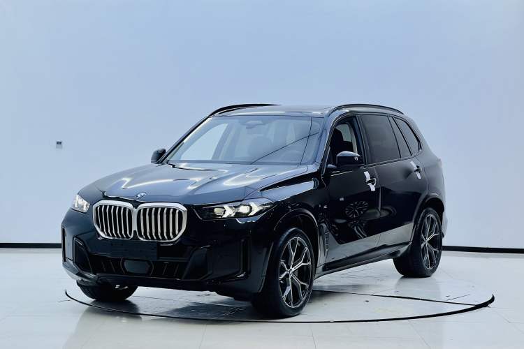 BMW X5 2026 — фото 1