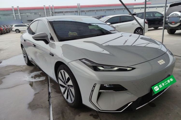 Geely Galaxy E8 2024 — 3
